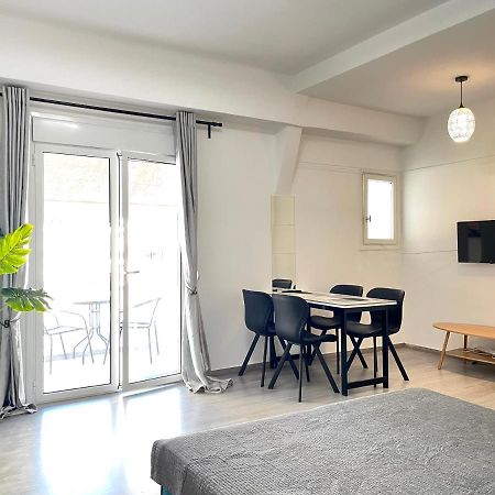 Uoohome7 Garden Green And Navy Афины Экстерьер фото