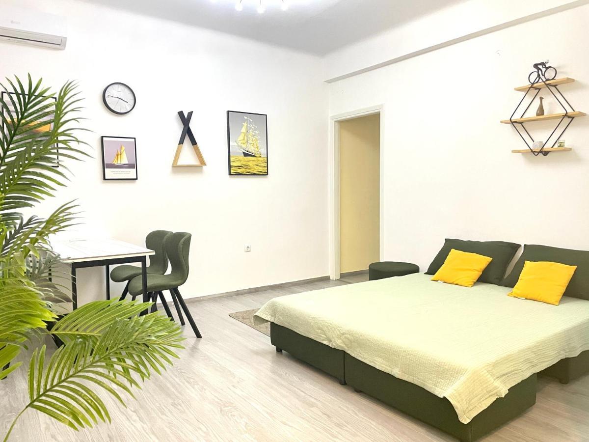 Uoohome7 Garden Green And Navy Афины Экстерьер фото